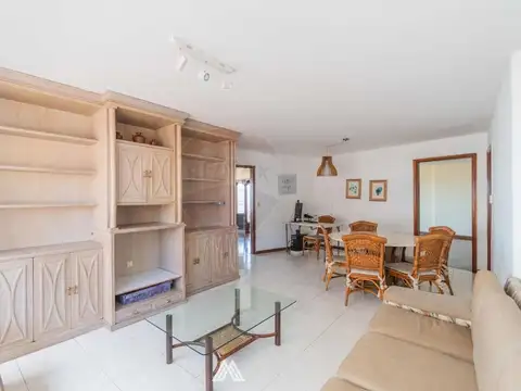 Departamento en Venta con 2 cocheras