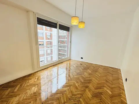 Venta departamento 2 ambientes en Recoleta. RESERVADO