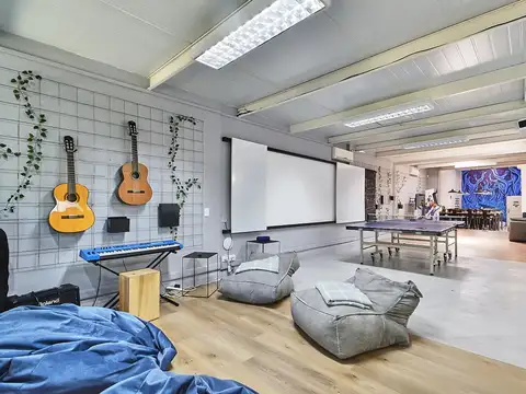 Oficina 12 amb jardín permuta Palermo Hollywood