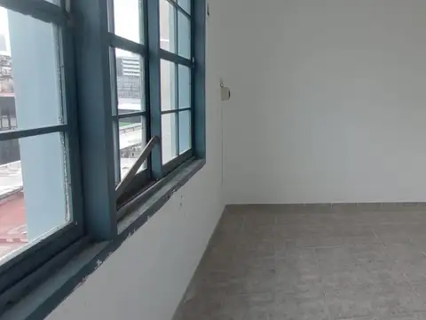 Oficina en Alquiler 40 años