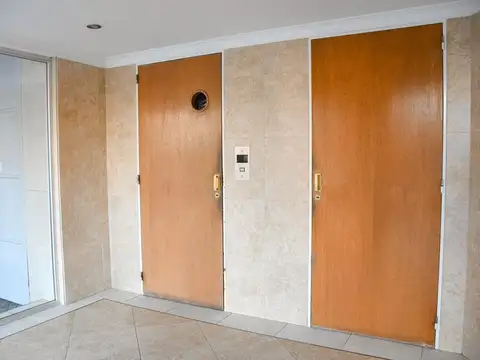 Cochera En Venta, Zona Centro