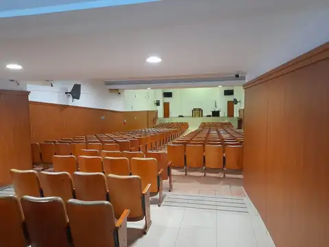 Local en Gregorio De Laferrere