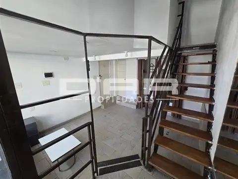 Local en Alquiler Via Púb.