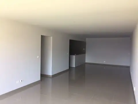 Departamento 4 ambientes con 3 baños