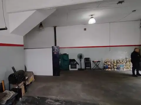 GALPON EN EXCELENTE UBICACION :: REGIO ESTADIO :: CONSULTE