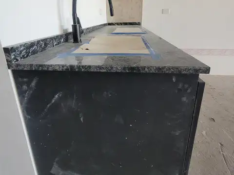 Oficina 4 ambientes con 1 baño