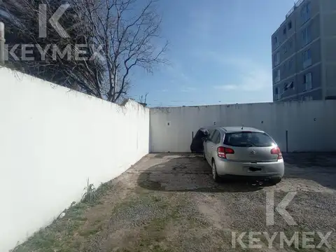 Cochera en 25 e/56 y 57