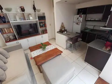 Depto Tipo Casa 2 ambientes con 2 baños