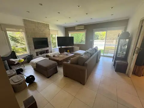 Casa en Venta en San Vicente, USD 299.900