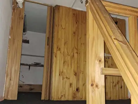 Avenida Hipólito Yrigoyen 900