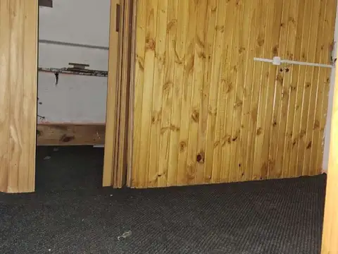 Local en Alquiler en Piñeyro, $ 250.000