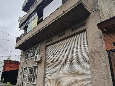 LOCAL 37m² CON FRENTE A LA CALLE (POSIBLE MONOAMBIENTE) - VI