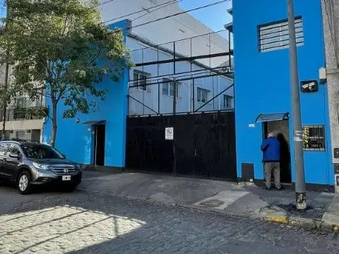 EXCELENTE LOTE/ GALPON  DE 15 X 43