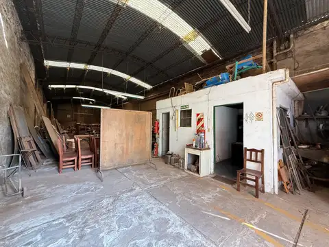 Galpon en Alquiler 8  mts Frente