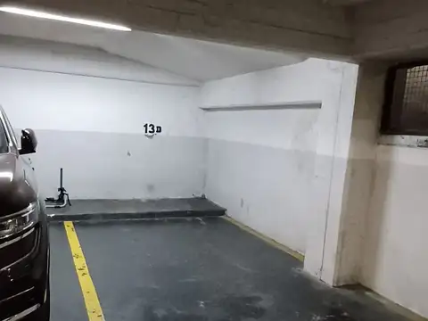 Cochera en alquiler en Av. Cordoba al 2800 Barrio Norte CABA