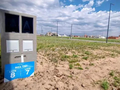 VENTA DE LOTE EN PAMPAS DE MANANTIALES