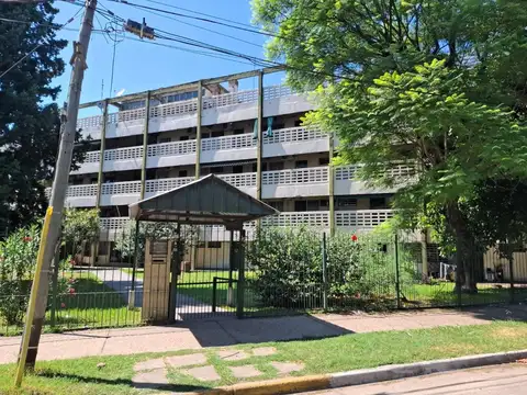 Chilavert 100, Piso 3