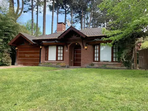 De Los Picaflores 700