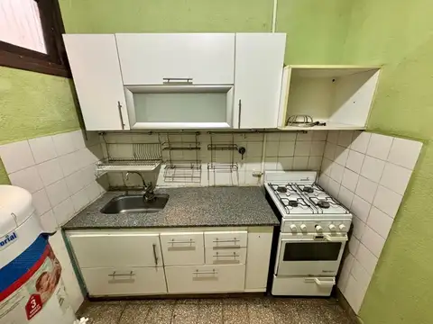 Depto Tipo Casa en Venta 56 años