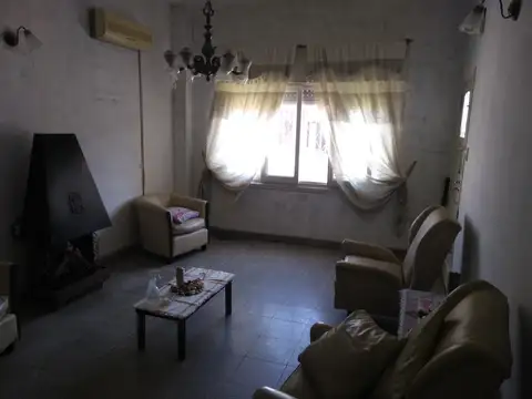 Casa en Venta en Quilmes Oeste, USD 95.000