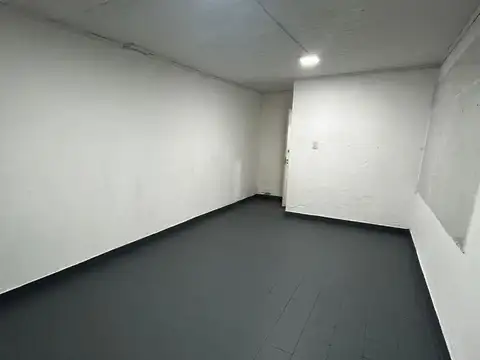 Bº ESPAÑA - COMERCIAL.-