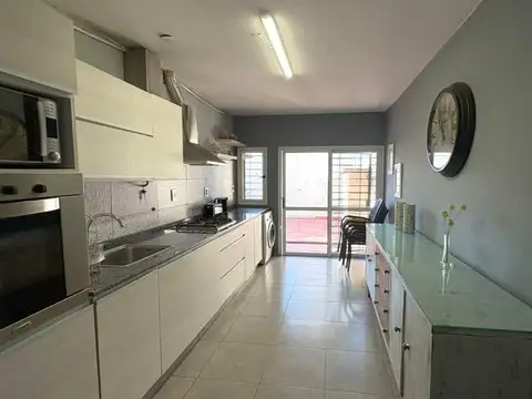 Casa en Venta en Alejandro Centeno, USD 180.000