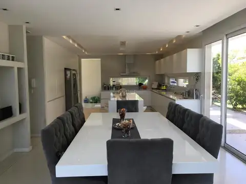 Casa en Venta de 4 dormitorios