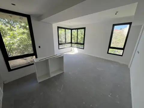 Edificio Sarandi - Exc. depto 2 amplios c/ balcón - 50.38m2