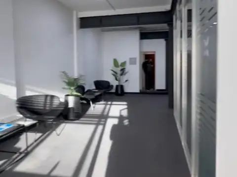 Oficina en Venta 25 años