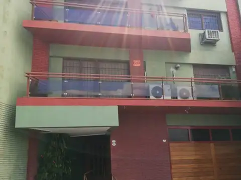 VENTA - oficina 5amb - C/ patio