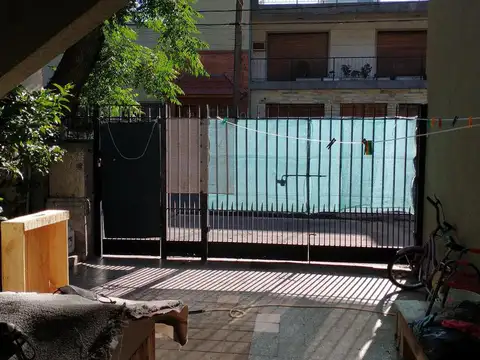 Excelente lote 8,66 x 22, apto duplex. Zonificación R3.- Munro