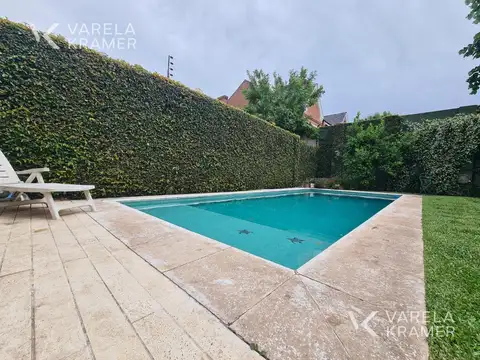 Casa 6 ambientes con 3 baños