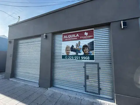 Local en Av. Edison 1600 a la calle en alquiler 24 meses