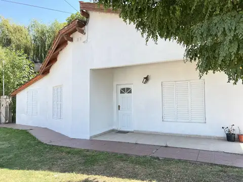 Se vende una casa que podría ser tu lugar en Roque Pérez