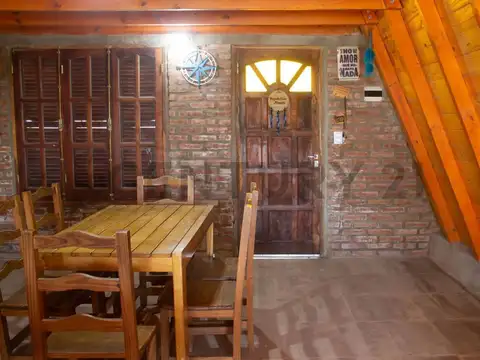 Casa en Venta con 2 cocheras