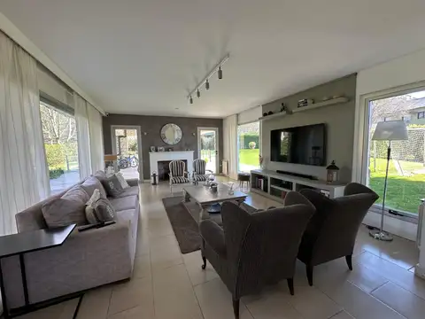 Casa en Venta en Rumenco, USD 650.000