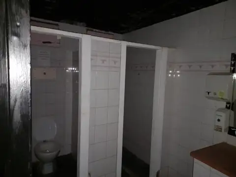 VENTA DE GALPON EXELENTE UBICACION EN PLENO CENTRO DE PILAR 