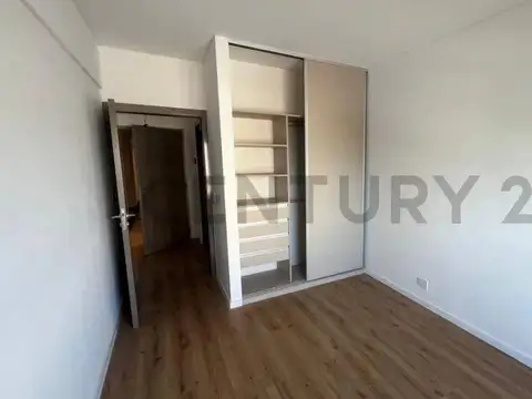 Av Cabildo 4600, Piso 2