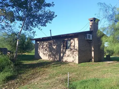 Casa 2 ambientes con 1 baño