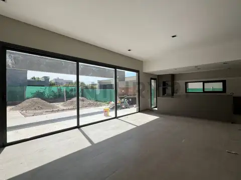 Casa en Venta en Lujan De Cuyo, USD 249.000