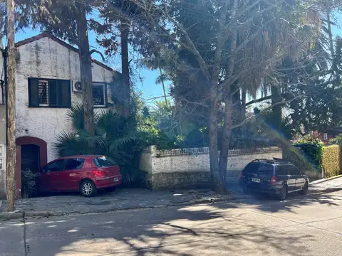 Casa  en Venta en Acassuso, San Isidro, G.B.A. Zona Norte