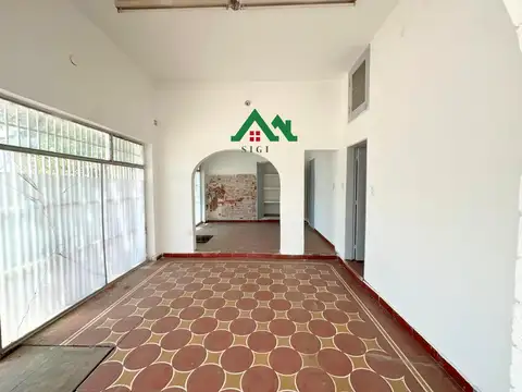 Local en Venta 55 años