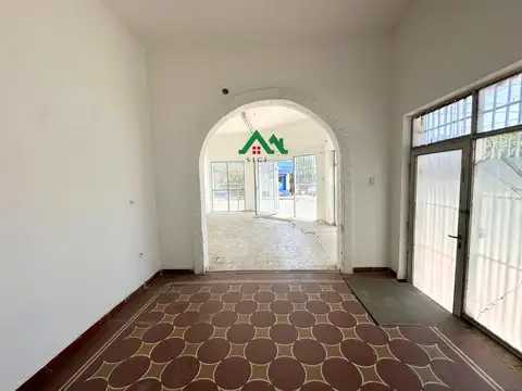Local en Venta 55 años