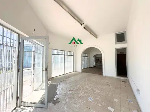 3 locales comerciales   departamento en venta en Alto Alberdi – Inversión con renta en esquina