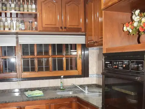 Hipolito Yrigoyen 1800