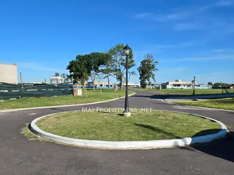 Terreno en Venta 30  mts Fondo