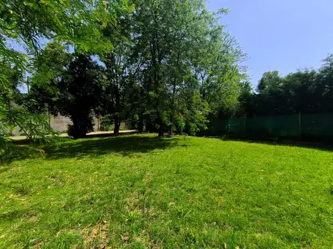 Lote en Barrio Privado Villa Angela