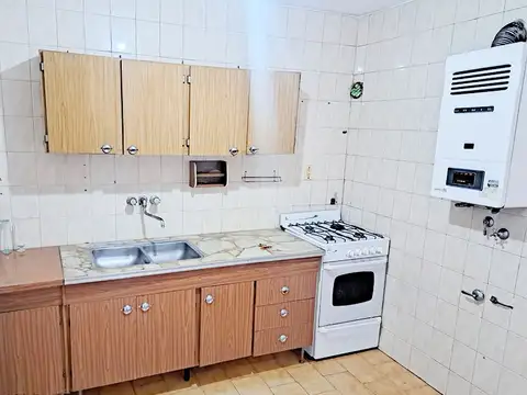 Departamento en Alquiler en Alvear, $ 390.000