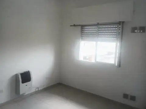 Charlone 648 , Piso 2