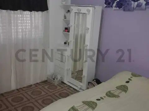 Venta casa amplio lote en Libertad Merlo